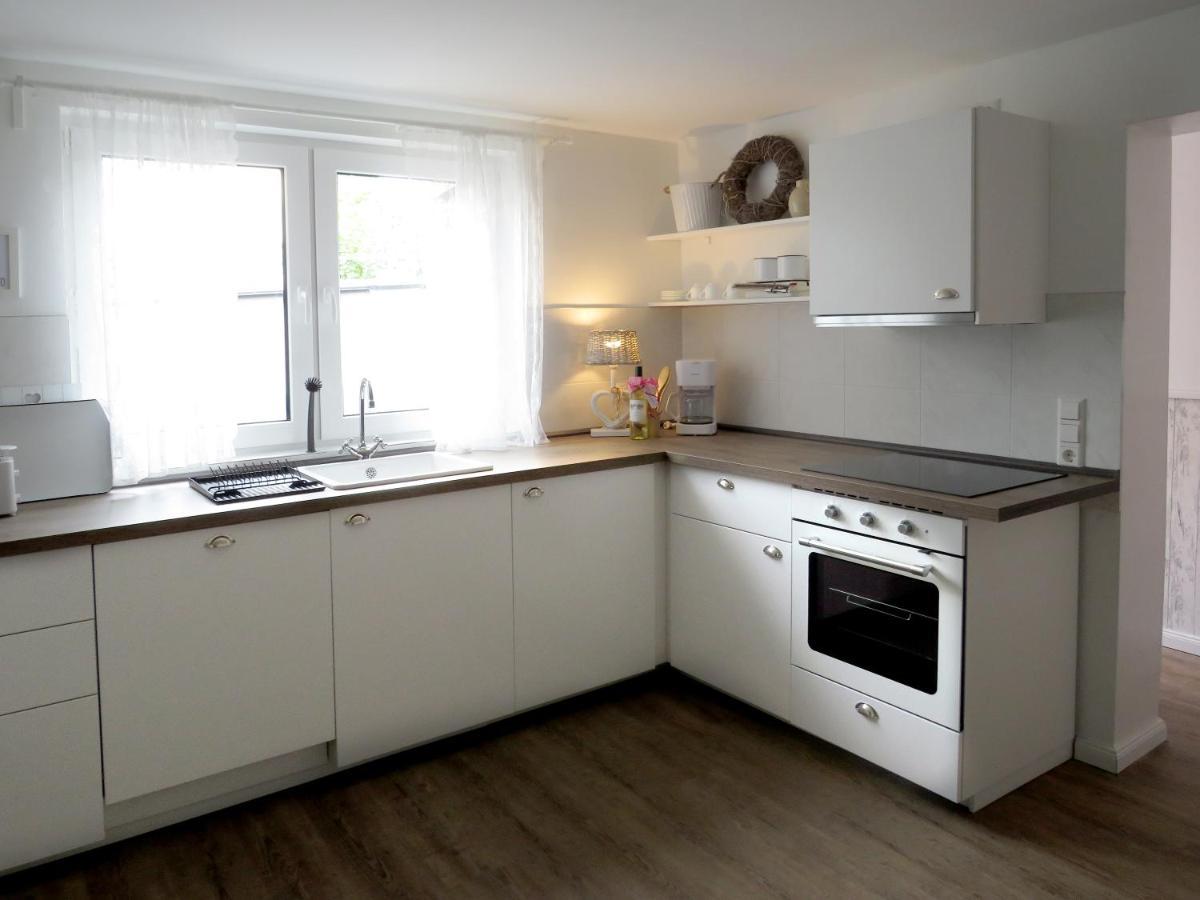Gut Brueggen Apartment Kerpen  Bagian luar foto