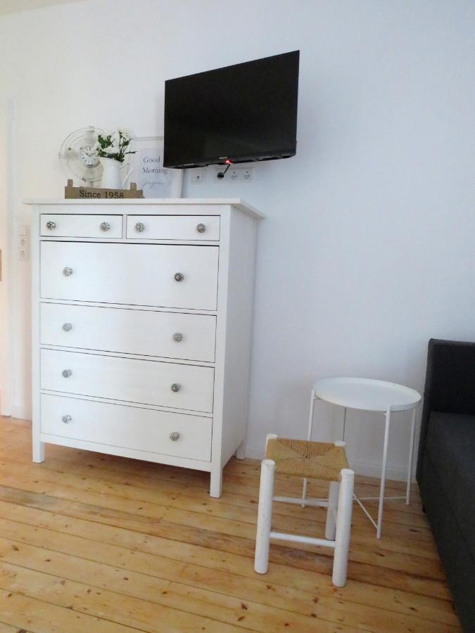 Gut Brueggen Apartment Kerpen  Bagian luar foto