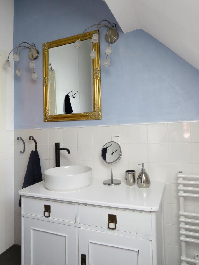 Gut Brueggen Apartment Kerpen  Bagian luar foto